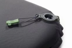 Exped SIM Comfort 5 LW Zelfopblazende Slaapmat -Outwell Winkel 1267 1900 6183 sim comfort valve in close 5472x3648 1