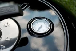 CADAC Carri Chef 50 Gasbarbecue - BBQ/Skottel 27 CADAC Carri Chef 50 Gasbarbecue - BBQ/Skottel -Outwell Winkel 900 1350 8910 carri chef 50 thermometer